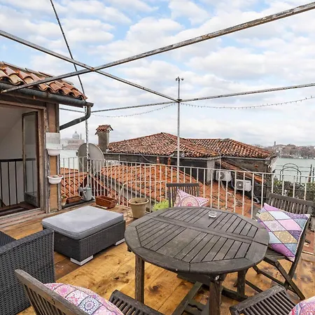 Accademia Sunshine With Terrace Venice